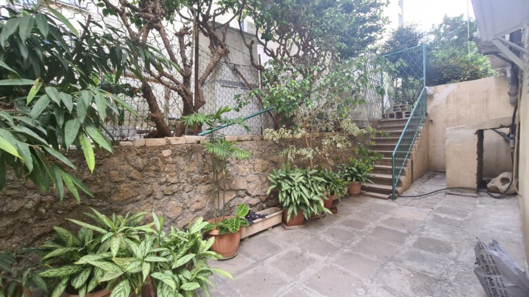 דירת גן 2.5 חדרים בשד’ בן גוריון
