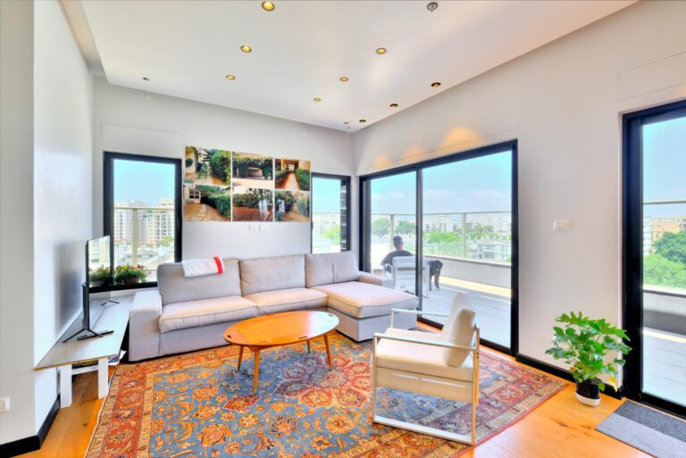 פנטהאוז למכירה