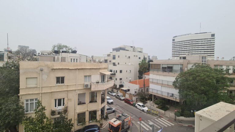 דירת 4 חדרים ברח’ הס