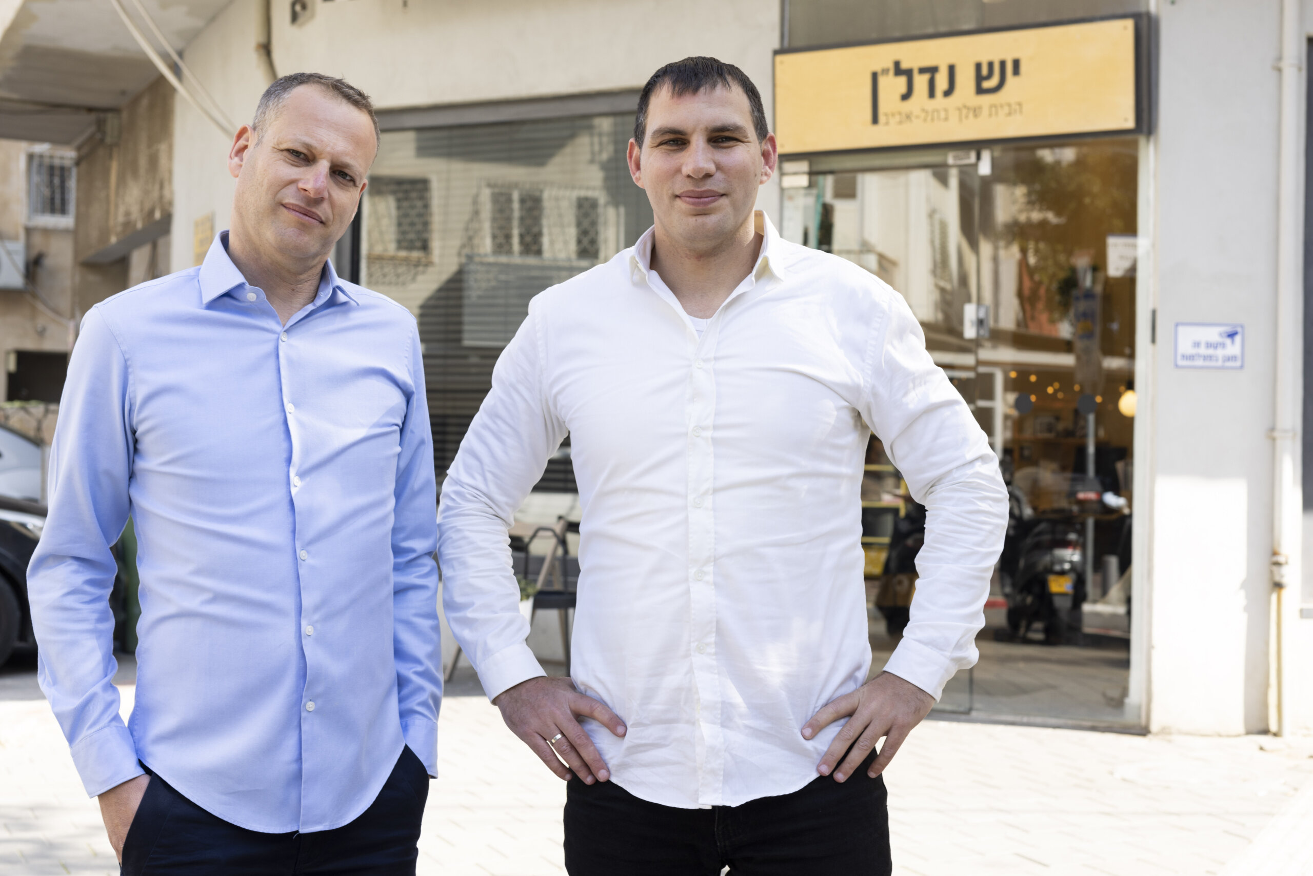 מתווכים