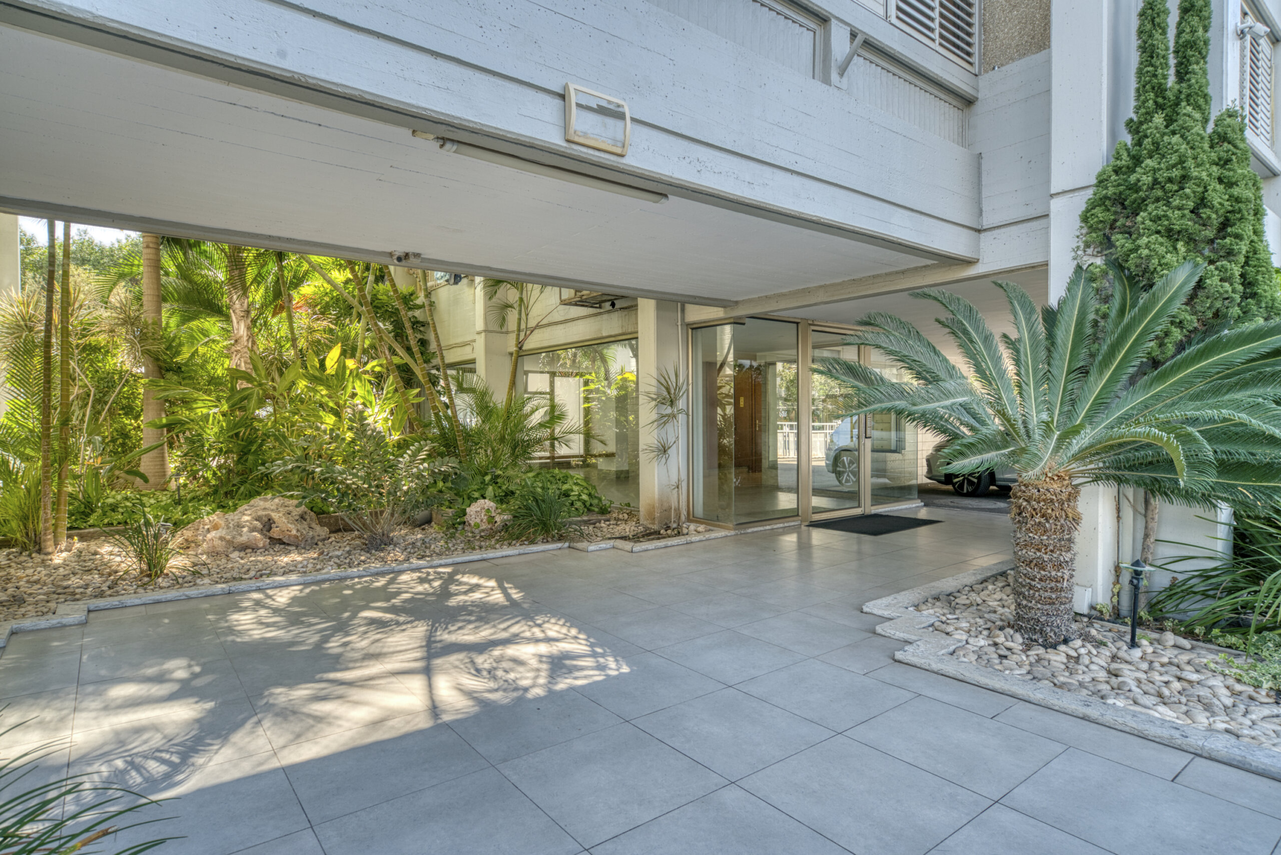 תל אביב פנקס 42