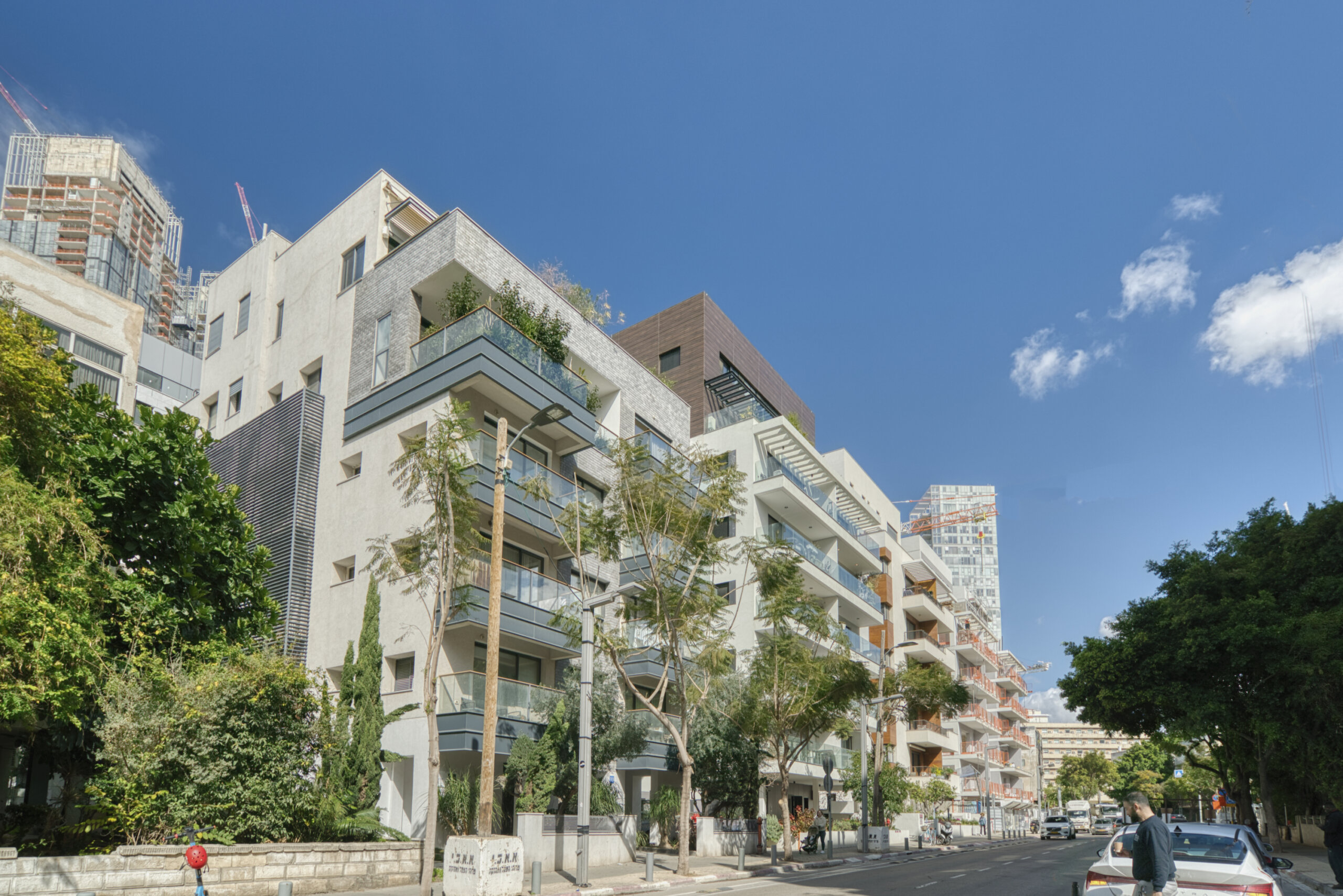 הבניין בלוך 33