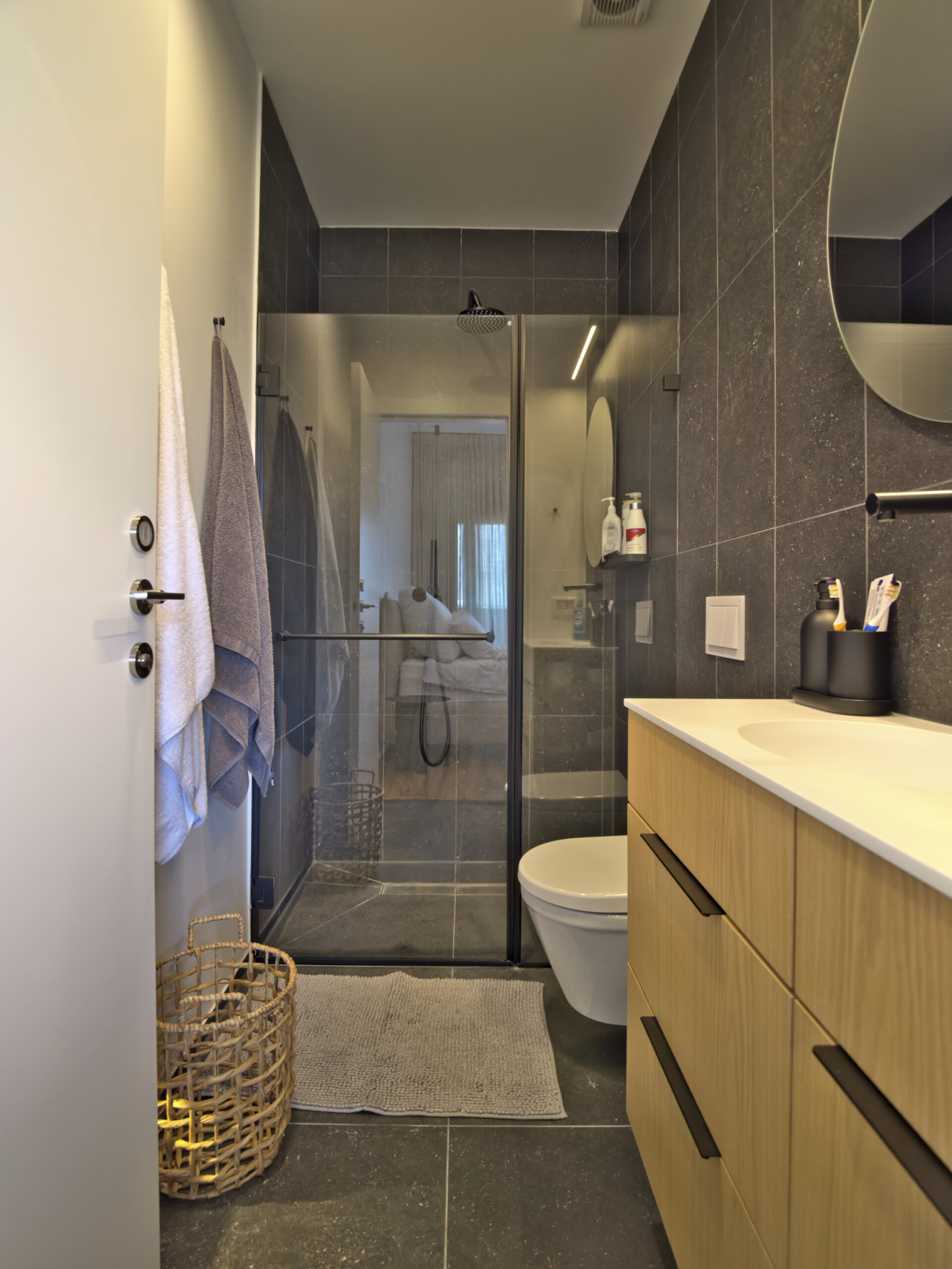 חדר רחצה נוסף