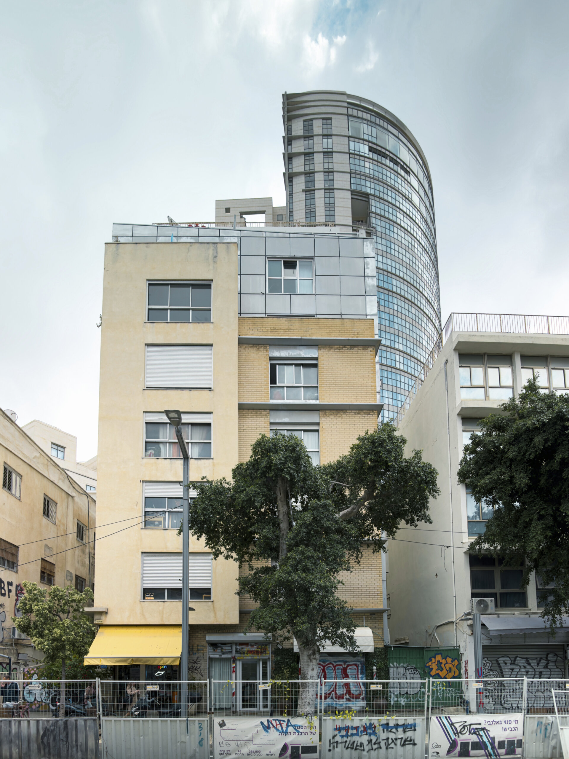 הבניין באלנבי